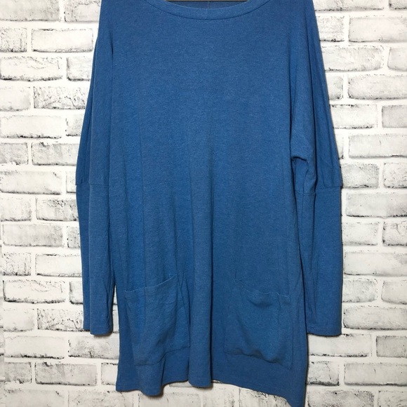 Women's Blue Sweater - Picture 3 of 5